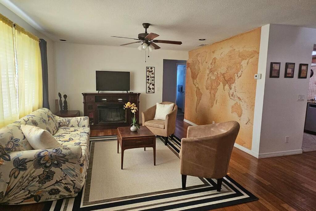 Cozy House Near The #1 Beaches In Fl! Apartment Clearwater Exterior photo