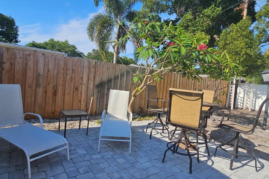 Cozy House Near The #1 Beaches In Fl! Apartment Clearwater Exterior photo